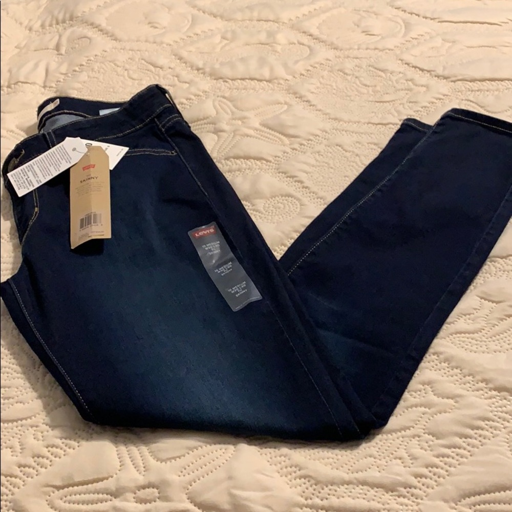 Levi’s 711 Skinny Jeans size 10